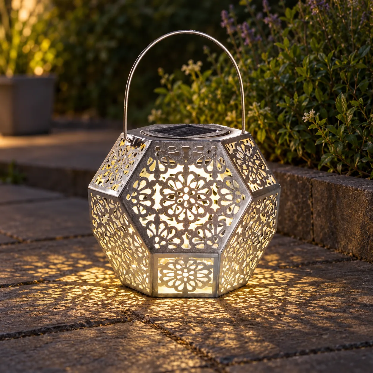 Ivor Geometric Lantern; Standard; lead view