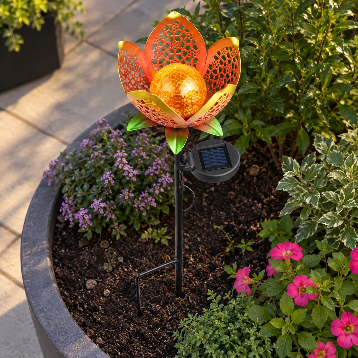 Penelope Flower Garden Light; use view