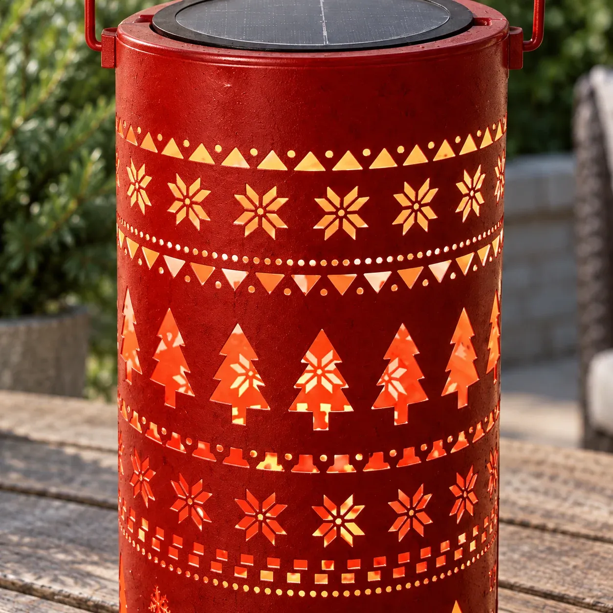 Hollis Christmas Lantern - Christmas tree pattern - construction detail