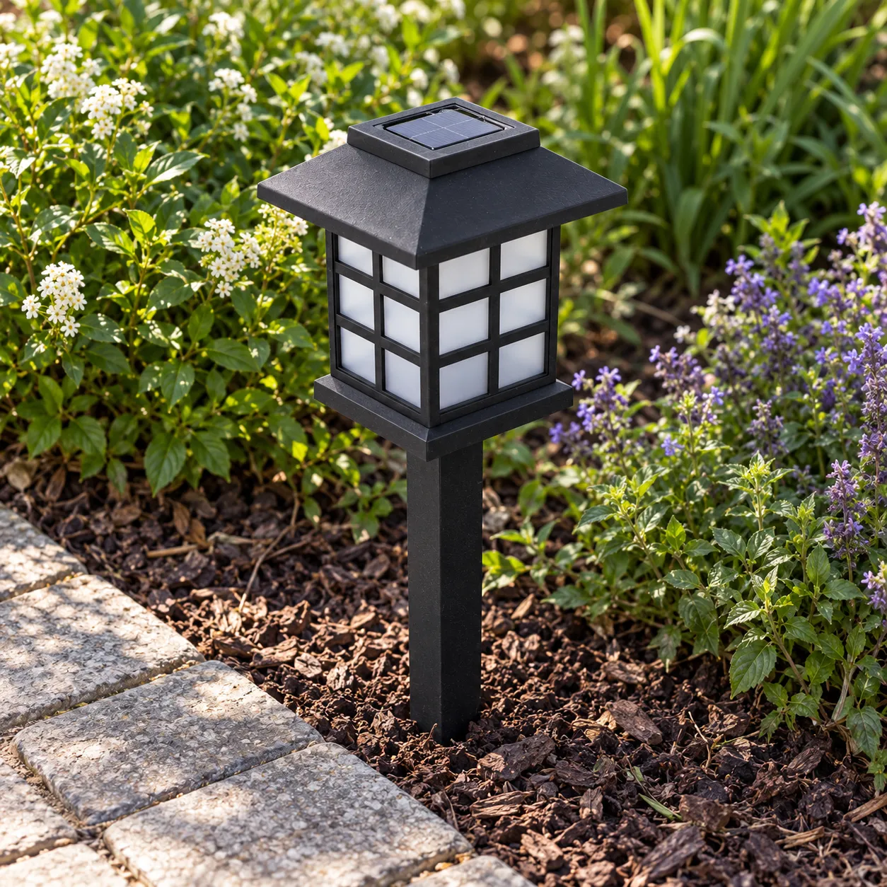 Kenneth Solar Lantern — Warm White — alternate