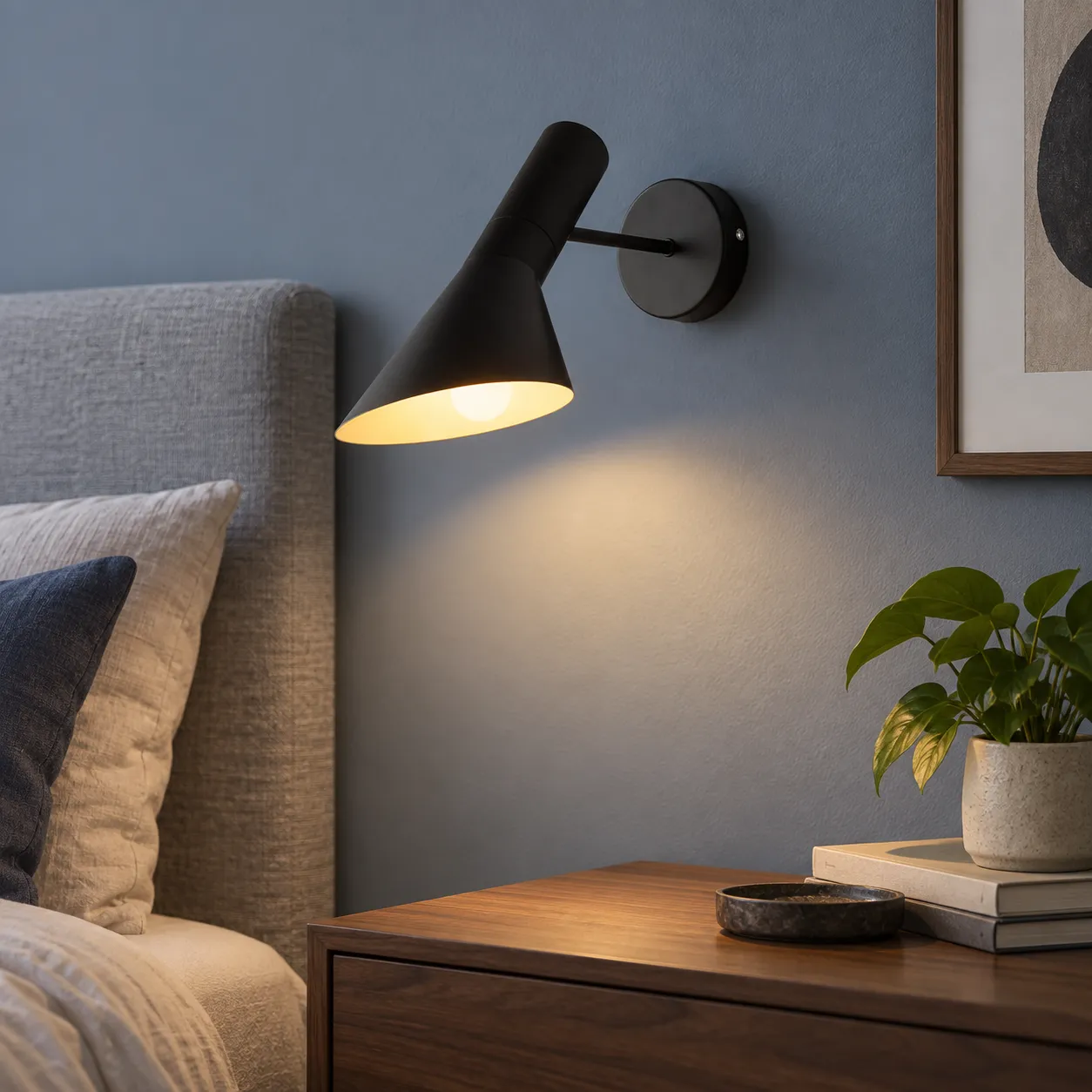 Francis Wall Lamp