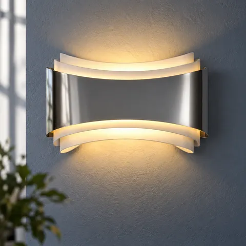 Martha Curved Wall Lamp