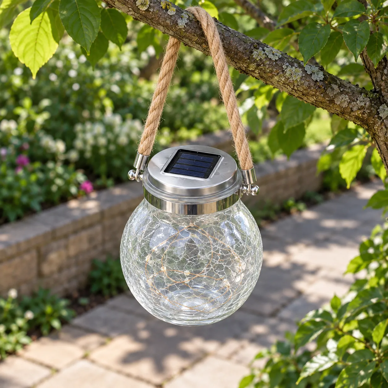 Edith Globe Garden Light; alternate view